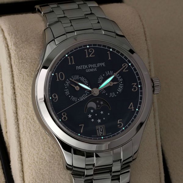 Patek Philippe Complications 4947/1A-001